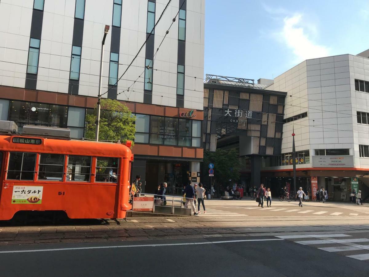 Ropeway St. Guesthouse Мацуяма Екстер'єр фото